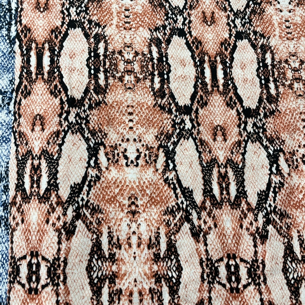 Print Fabrics - Picture 6 of 16